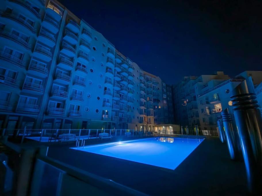 Cozy Studio With Pool Close To The Sea Ostend Exterior foto